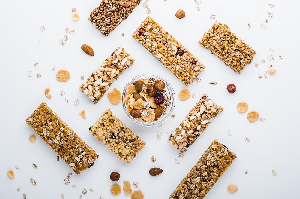 GrainsLegumesNC's tweet photo. Check this out: Comprehensive Nutrition Review of Grain-Based Muesli Bars in Australia: An Audit of Supermarket Products https://t.co/SZN68y76YD @MDPIOpenAccess #mdpifoods #mueslibars Check the tables for the big nutrient differences, especially dietary fibre & #WholeGrain! https://t.co/4OEncw0UrL