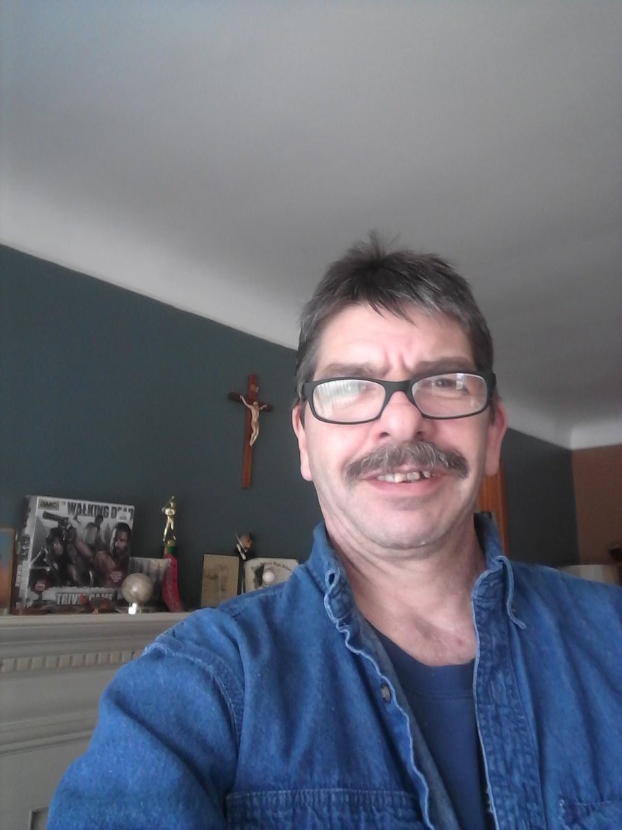 davethegr8one's tweet image. #SummersOverWhen ya put away your summer denim and pull out your winter denim.