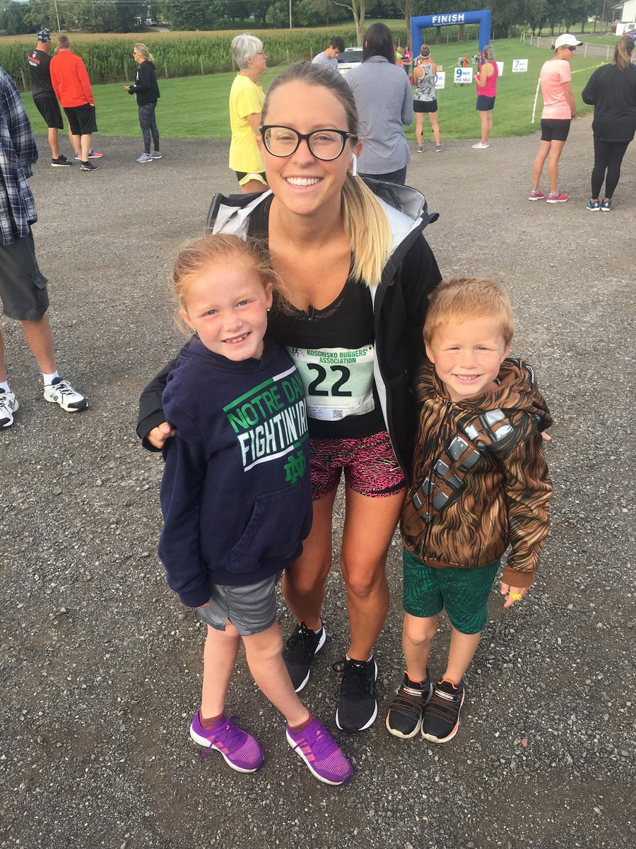 JumpsCoachRoark's tweet image. Congrats to my beautiful wife on finishing her first 10k run this weekend! #teamnotraining