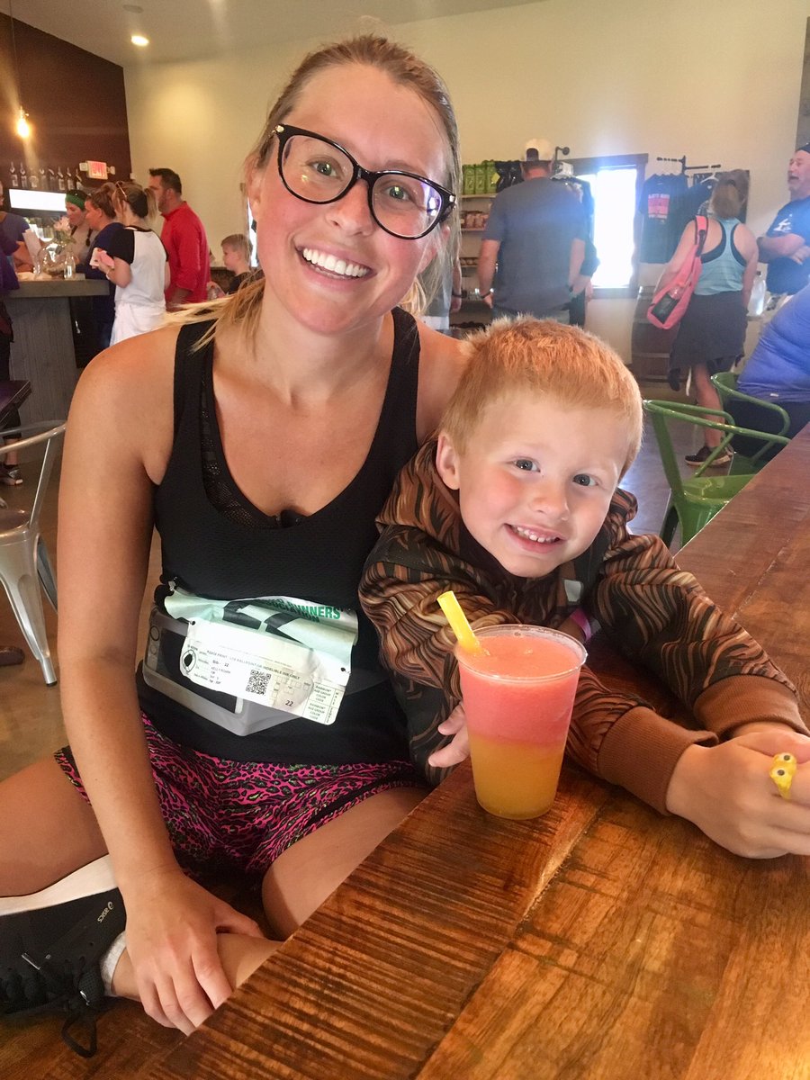 JumpsCoachRoark's tweet image. Congrats to my beautiful wife on finishing her first 10k run this weekend! #teamnotraining