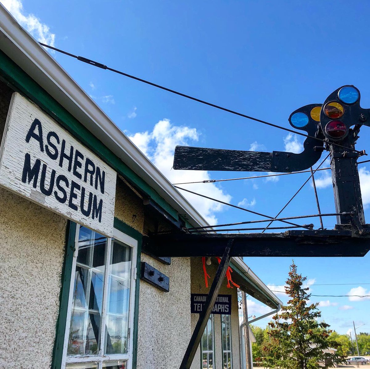 interlaketours's tweet photo. Ashern Pioneer Museum - The museum is located at 26 – 1st Street South in Ashern, Manitoba. On the grounds they have seven buildings filled with artifacts!
#myinterlakemb #pioneer #museum #oldtownroad #ashern #manitoba #canada https://t.co/rGNSzgOo5l