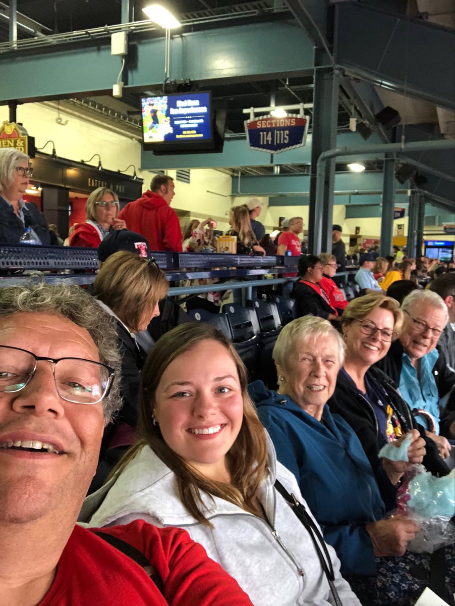 amuss72's tweet photo. Family fun time! #MudHensGameDay https://t.co/aekNQgGe1M