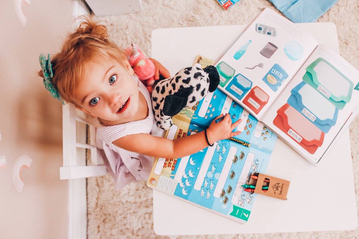 LydiaDLouise's tweet photo. How I teach Aria as a toddler before she goes to pre-school! TinkerActive® Workbooks can
be purchased wherever books are sold!  #momsmeet
and #tinkeractiveworkbooks @MomsMeet @odddotbooks https://t.co/arNGv9Sy8A