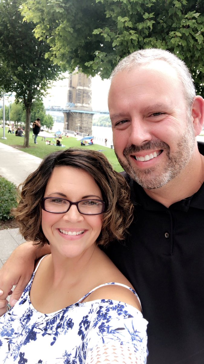 BrownBrianbrown's tweet photo. Great weekend so far!! #Cincyadventure #Riverfest #Bonusnight #fireworks https://t.co/MndS7fBtfr