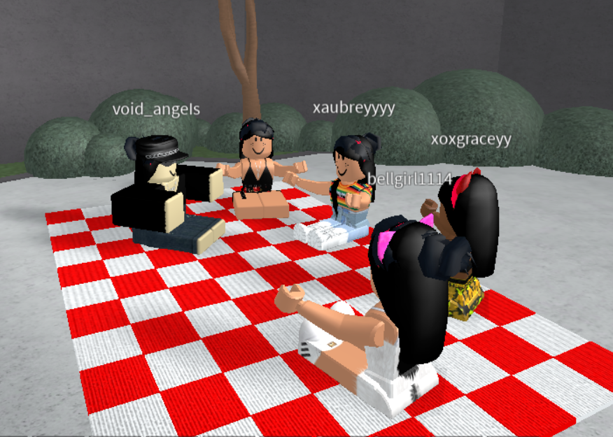 roblox_RRCC's tweet photo. head to the gym and come see our new garden! it's a WIP, but soon it'll be an amazing place to hang out after practice or just in your freetime :) https://t.co/wDRWYeJMPi