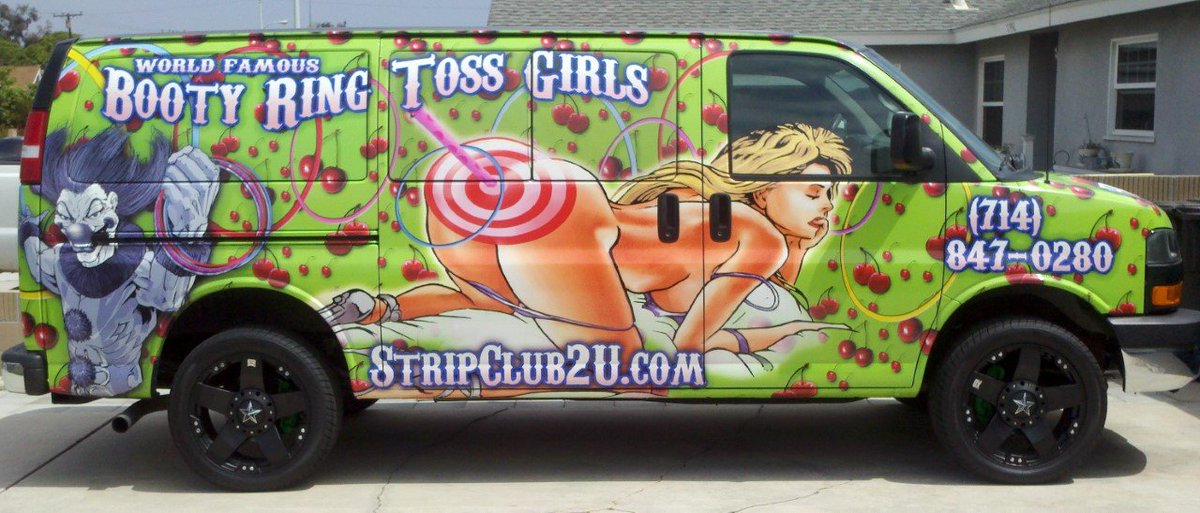 _KatRiley_'s tweet photo. 2nd Booty Ring Toss Van ~ Circa 2010 thru 2015
Which One Of These Two Do You Like Better?? 🤣🤣🤣
#AnalRingTossGirl #AnalRingToss #BootyRingToss #KatRiley #PornStar #CloverEnterprisses #LasVegas #LosAngeles #BachelorParties #LiveEntertainment https://t.co/hjiHPRXUOR