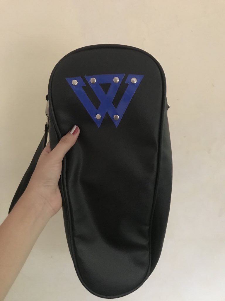 stoberimilktea's tweet photo. forsale inseobong blm pernah dipake, bantu rt yaa siapa tau ada yg minatππ #inseobong #innercircle #winner https://t.co/gsxuI4KPPz