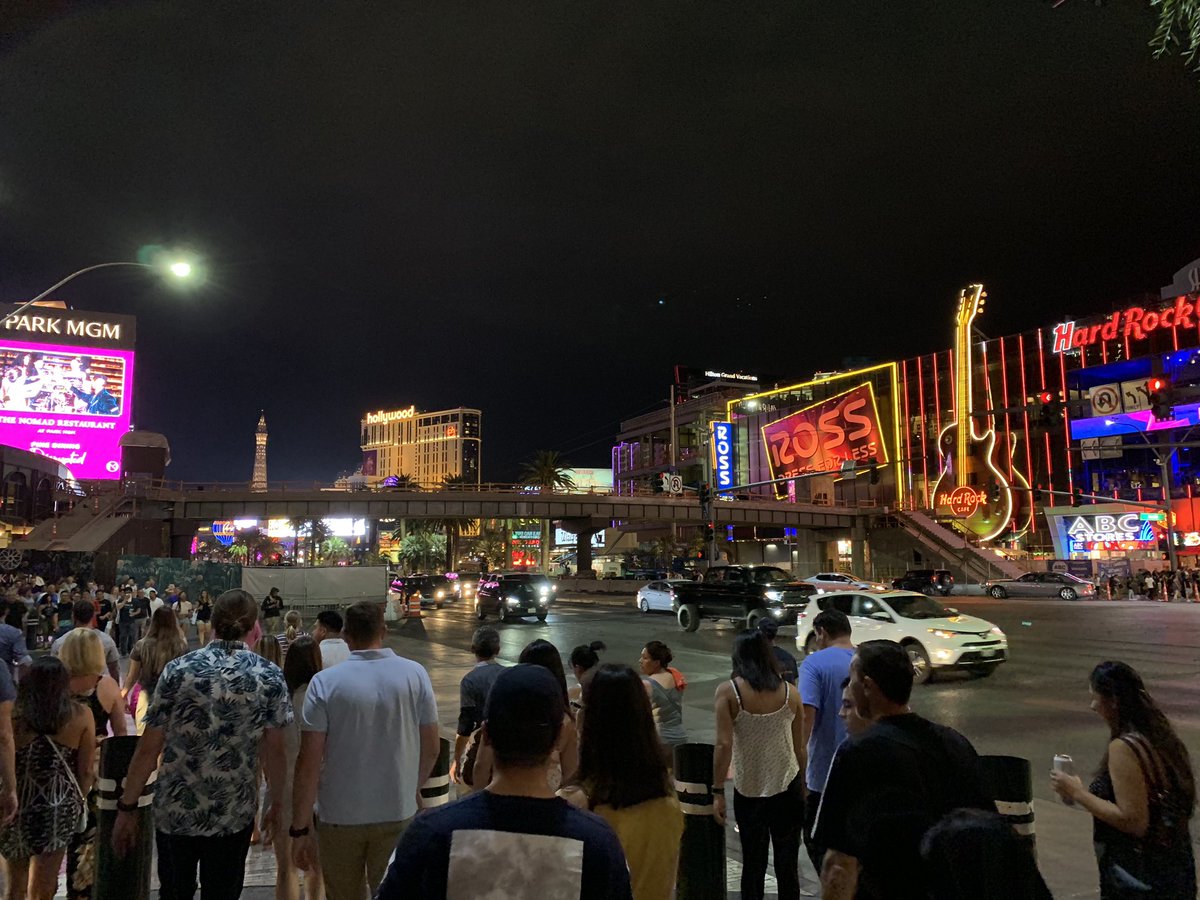 Leave everything and enjoy the life you got #LasVegas #whathappensinvegas