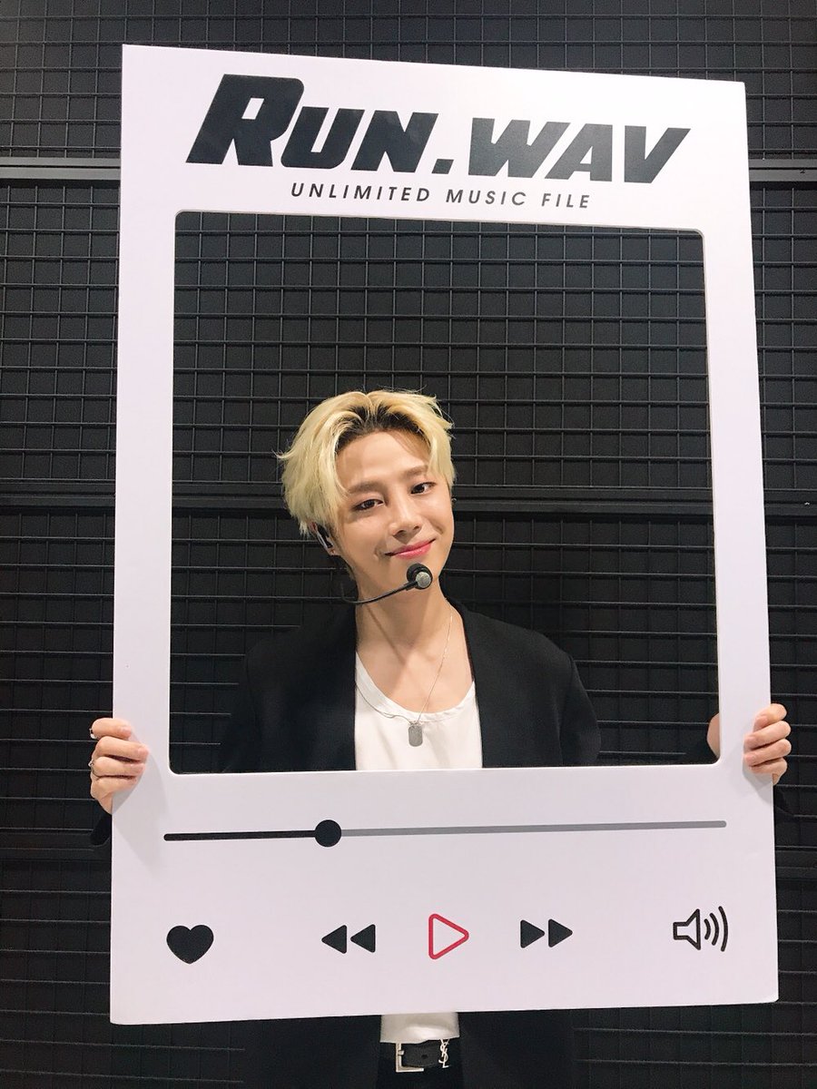 RUNWAV's tweet photo. Unlimited Music File <RUN.WAV>
          👉 12회 라인업 

#런웨이브 #RUNWAV #jtbc2 
#룰루랄라뮤직x아이돌라이브
#빅플로 #의진
@LEJ_officialtwt https://t.co/z54hrcjYKQ