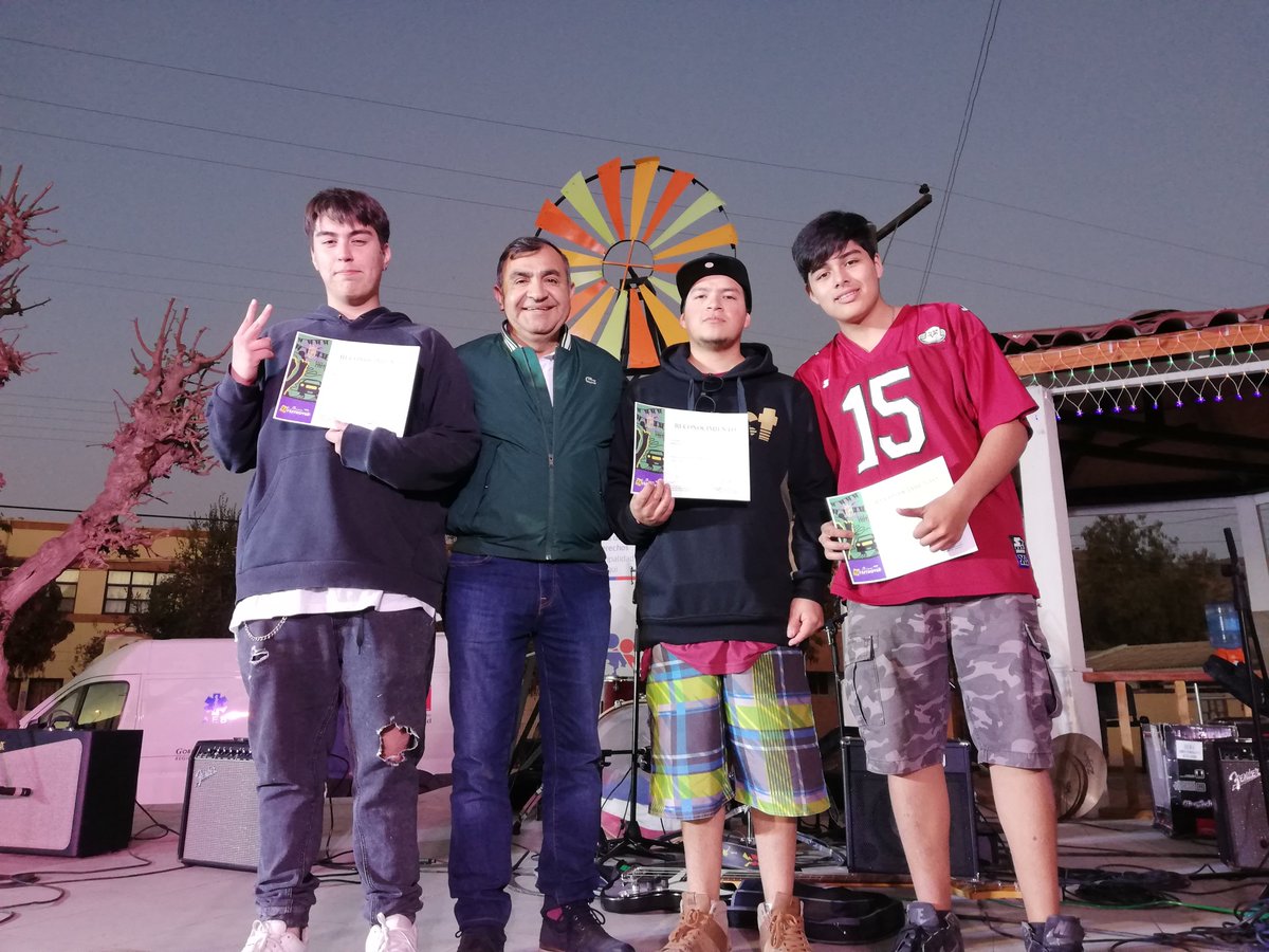 Araya7Carlos's tweet photo. Compartimos la realización de "Festi-Joven" y "Expo Tunning", dos eventos destinados a la participación de los jóvenes de #Punitaqui. Tenemos un compromiso permanente con nuestros ell@s, queremos que tengan espacios y que desarrollen sus habilidades.
#JuntosConstruyendoFuturo https://t.co/ZiJBO6Vwo1