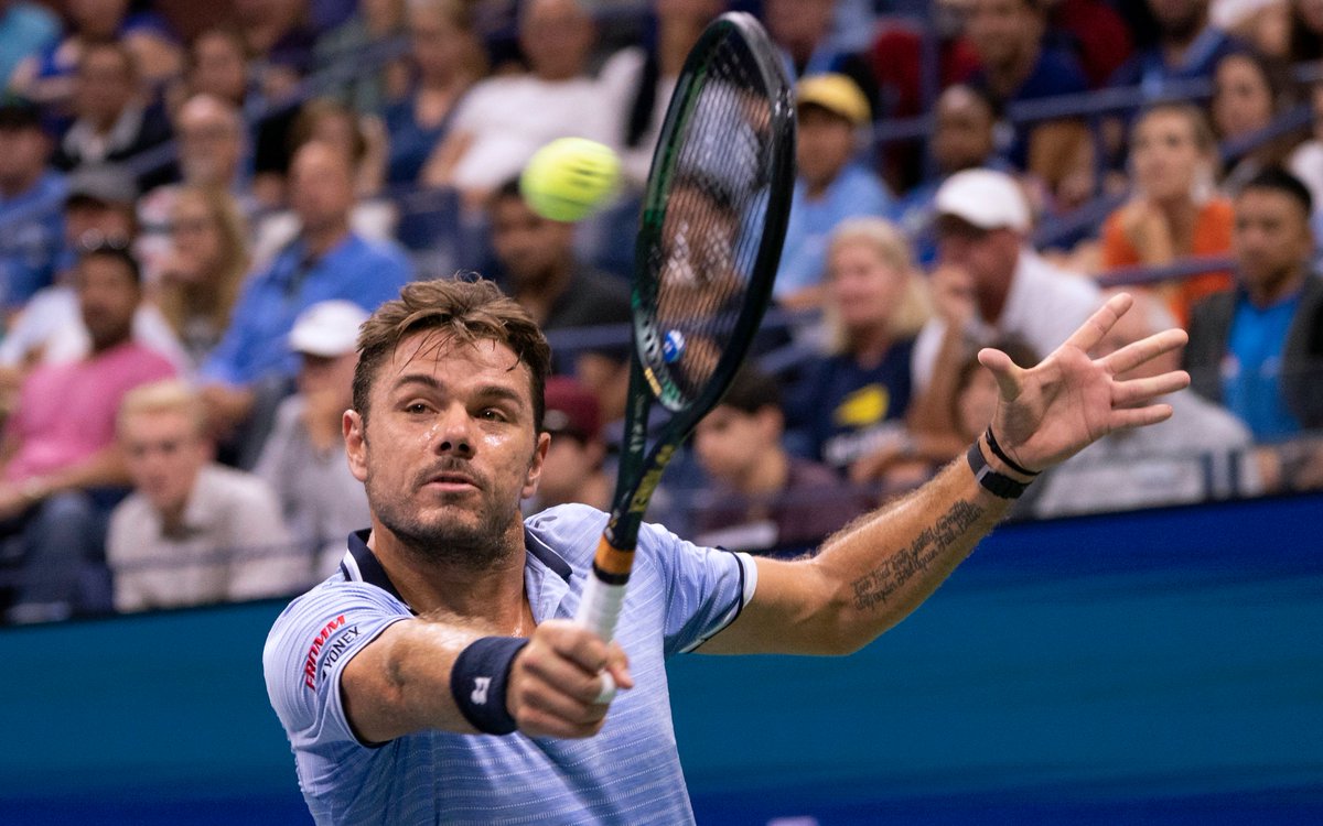 TennisChannel's tweet photo. First set: THE MAN 🇨🇭

@StanWawrinka wins the opening set, 6-4.
This is the first set Djokovic has dropped all tournament.
#USOpen https://t.co/KVAq3xwYut