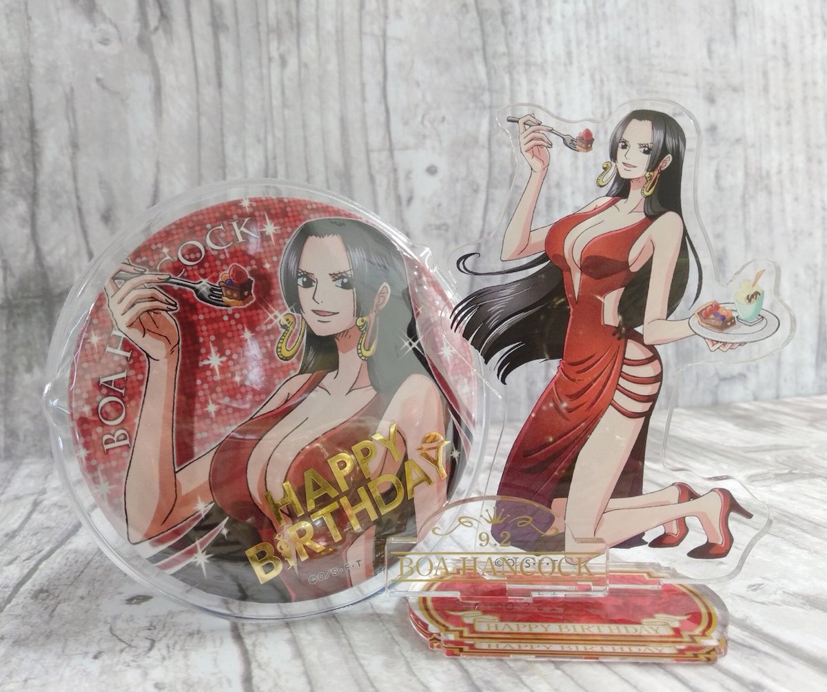 One Piece Com ワンピース 9月2日は美しき海賊女帝 ボア ハンコック の誕生日 ハッシュタグをつけてお祝いしよう ハンコックのグッズは 麦わらストア Jump Shopで好評発売中 Onepiece ワンピース ボア ハンコック ハンコック誕生日