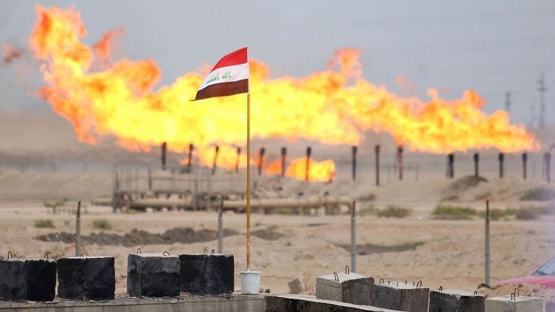 gundem_pluss's tweet photo. İran'ın petrol ihracatı yaptırımlardan dolayı 150-300 bin varile kadar gerilerken Irak'ın günlük petrol ihracatı 3.6 milyon varile ulaştı. #IBKY’de günlük 600 bin varil ihraç etmekte. Irak 2020'nin sonlarına kadar günlük ihracatını 6.2 milyon varile çıkarmayı amaçlıyor. https://t.co/r4NzYVOZGm