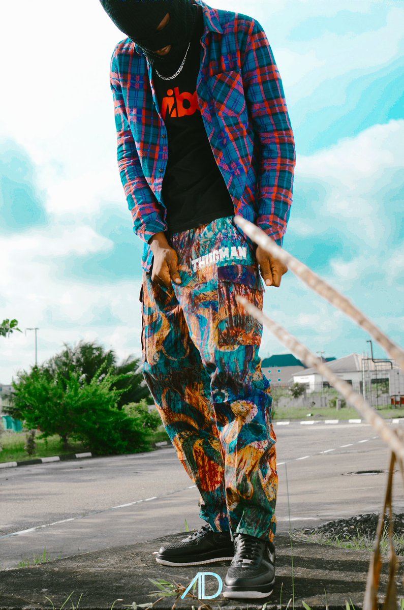 WizChifa1's tweet photo. @Skepta @Nike Yo @Skepta Latest THUGMAN BRAND™ "CARGO PANTS" 
INSPIRED BY AFRICAN FABRIC ADIRE [TIE &amp; DYE] 
- #skSHOX https://t.co/NPK8baIyT8
