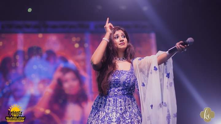 sgfc_tamizhnadu's tweet photo. *SG ENTHRALLED DALLAS*

Some Beautiful Frames From when the Queen of Melody @shreyaghoshal mesmerized the #Dallas on #25Aug2019

#ShreyaGhoshalLiveWithSymphony2019
#ShreyaGhoshalNorthAmericaTour2019 https://t.co/2Nkc6zn9wr