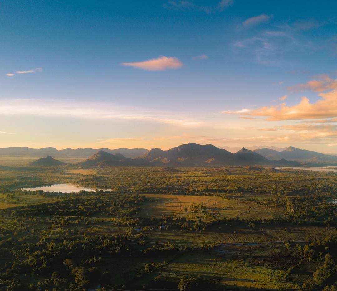 SLankax's tweet photo. Sri Lanka

#srilankax #srilanka_x #travel #instatravel #travelgram #instago #instadaily #thingstodoinsrilanka #visitsrilanka #travelsrilanka #srilankatrip #srilankatravel #srilankadaily #srilankatourism #exploresrilanka #attractionssrilanka 

📸 pradeep_gamage https://t.co/cdfBquqNT6