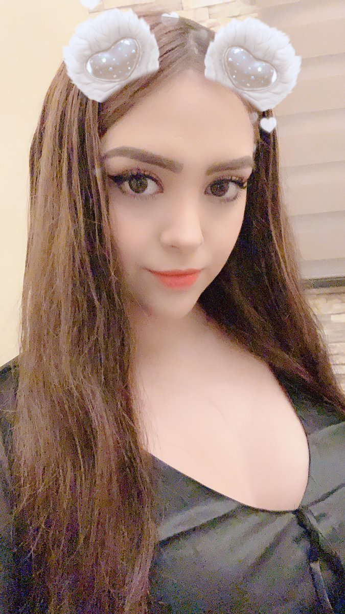 arigameplays's tweet photo. Demasiado filtro 
https://t.co/0VLnSvWPzr 
RT Y TE SALUDO https://t.co/ajVKVtN7tI