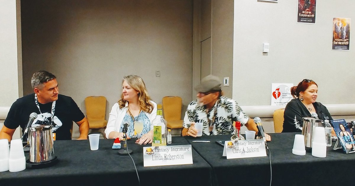 mimiashdene's tweet photo. Boinkin Beasties, the 11:30pm panel @ #DragonCon2019. Fantasy Lit panel with Terry Maggert, Linda Robertson, Chris A. Jackson, Tamsin A. Silver https://t.co/xRqqMIhbru