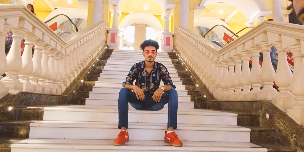 officialboycrk's tweet photo. #CRK #RealCRK #CRKrapper #Hiphop #music #Rap #rapper #artist #kalakaar #hustle #trapmusic #trance #actor #fashion #blogger #classic 🎧🎤🎶🎵 https://t.co/pgRY5tfuar