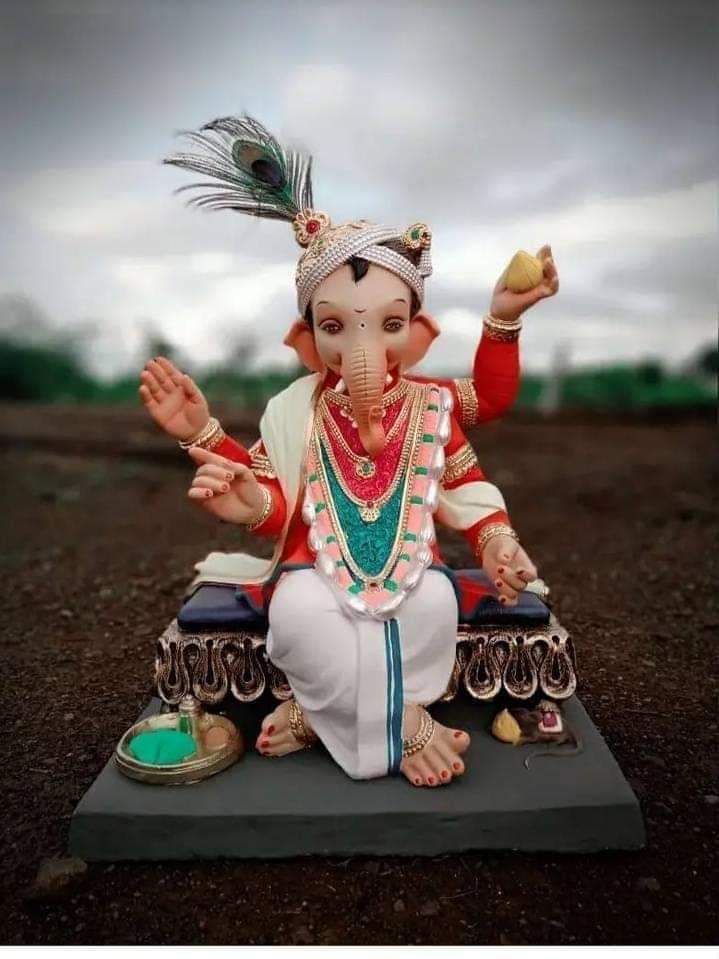 GoalsAnna's tweet image. #गणेश_चतुर्थी_की🌹 सभी को बहुत बहुत शुभकामनाएं
#गणपति_बप्पा_मोरया_मंगल_मूर्ति_मोरया🌹
#वक्रतुण्ड महाकाय सुर्यकोटि समप्रभ🌷
#निर्विघ्नं कुरु मे देव सर्वकार्येषु सर्वदा🌹