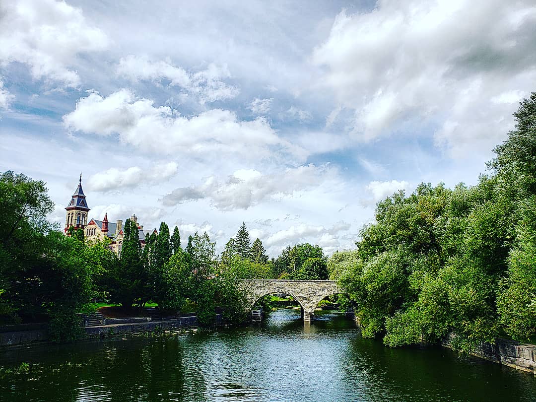 Storybook beginnings to this day...
*
#livetheatre #theatre #onlocation #theatrekid #actorsaccess #actorlife #findyourtribe #postcard #bridges #pastoral #riverrunsthroughit #ihearttheatre