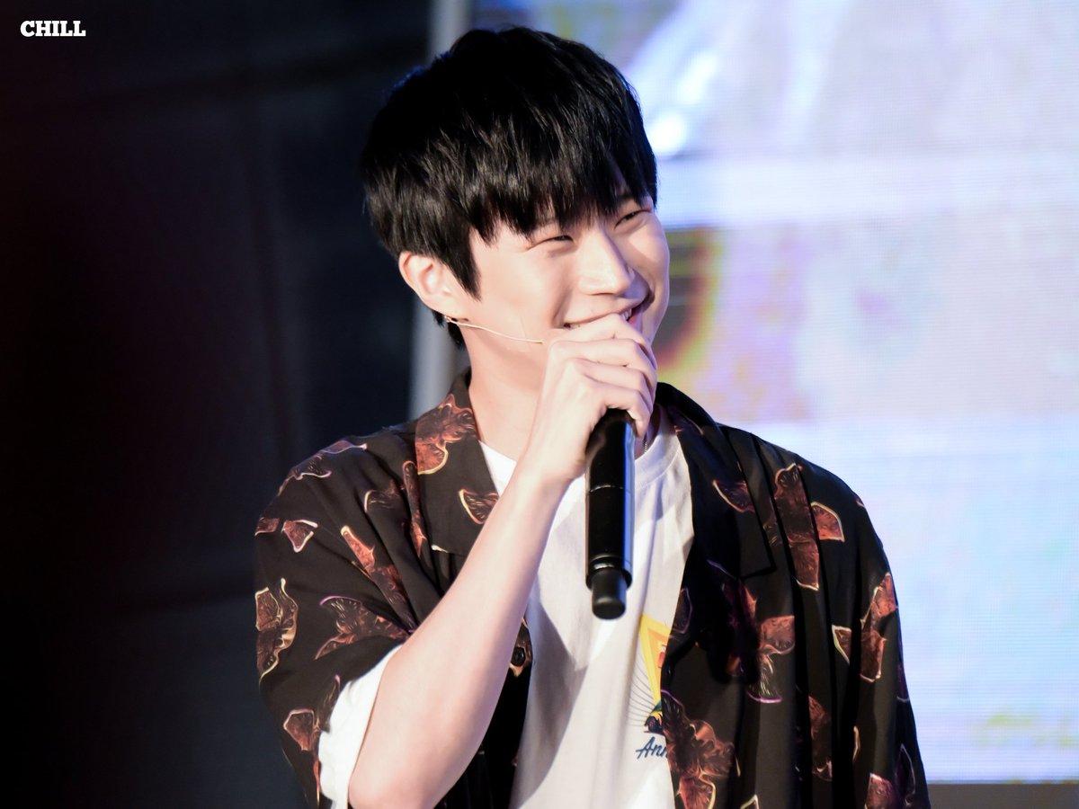 CHILL0511's tweet photo. 190831 DDP 늦은밤 콘서트 
#열혈남아 #마르코 #이형근 #MARCO #HBY https://t.co/UfAtYHBJDi