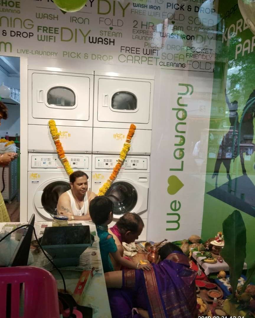 UCleanIndia's tweet photo. Drum 🥁 rolls, please!! We’re now live in one of the poshest neighborhoods in India - Koregaon Park, #Pune! This is our 7th outlet which has now gone live in Pune.
Stay Tuned for more action from Maharashtra!
#TheCleanSweep #launchparty #launchday #Pune #Maharastra #party https://t.co/QhHov1V86V