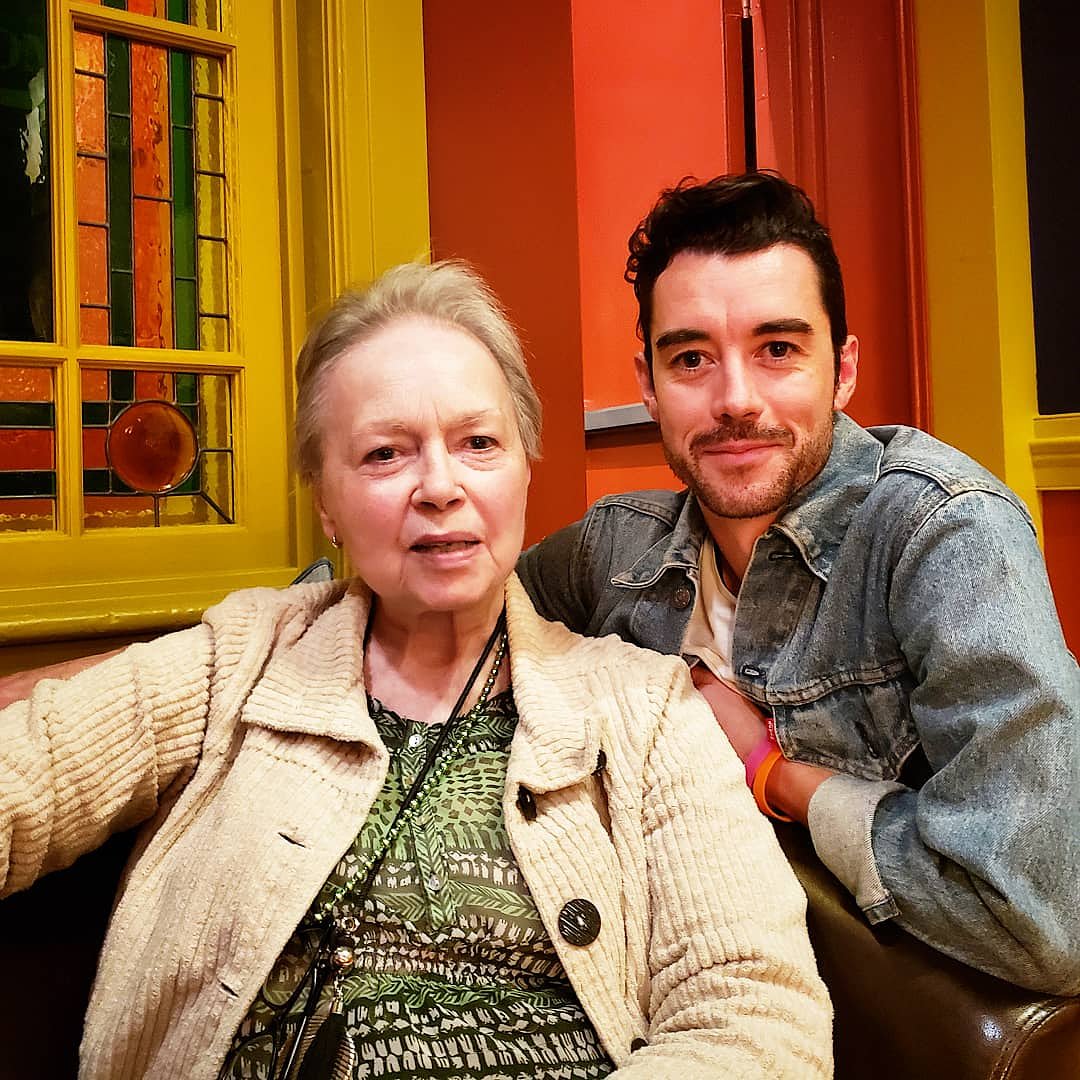 Somehow...the  best Ones always seem to be fluent in the Language of: #Focus &amp; #Faith
;)
* 
So pleased to have some #MarthaHenry time
*
#mentors #expectmiracles #theatrefamily #theatrekid #actorsaccess #actorlife <a href="/stratfest/">Stratford Festival</a>