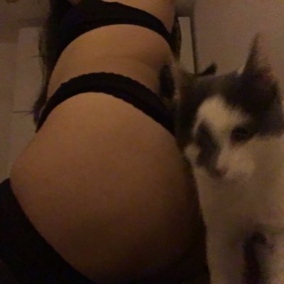 biangelic's tweet photo. #NewProfiePic https://t.co/Z5aqJqzQWn