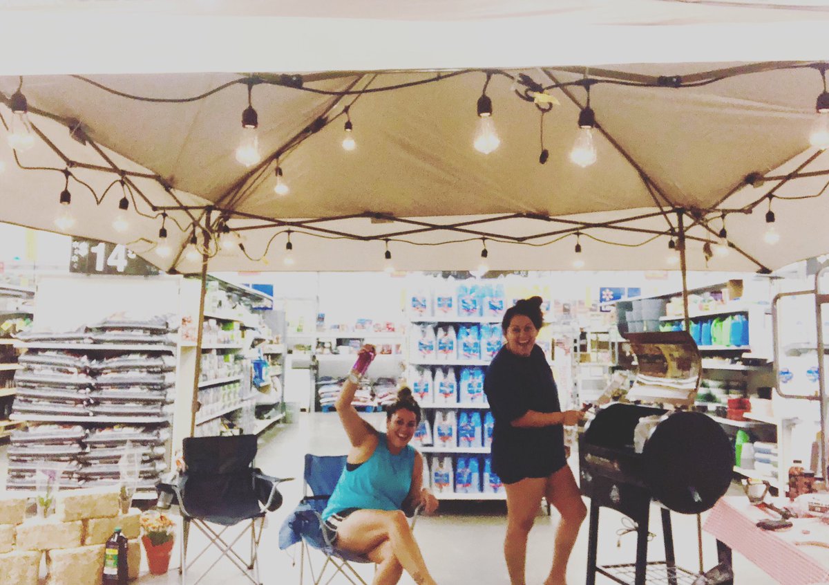 Bri_Snider's tweet photo. Our Labor Day cookout was 🔥 #walmart https://t.co/UsdmZYUrs5