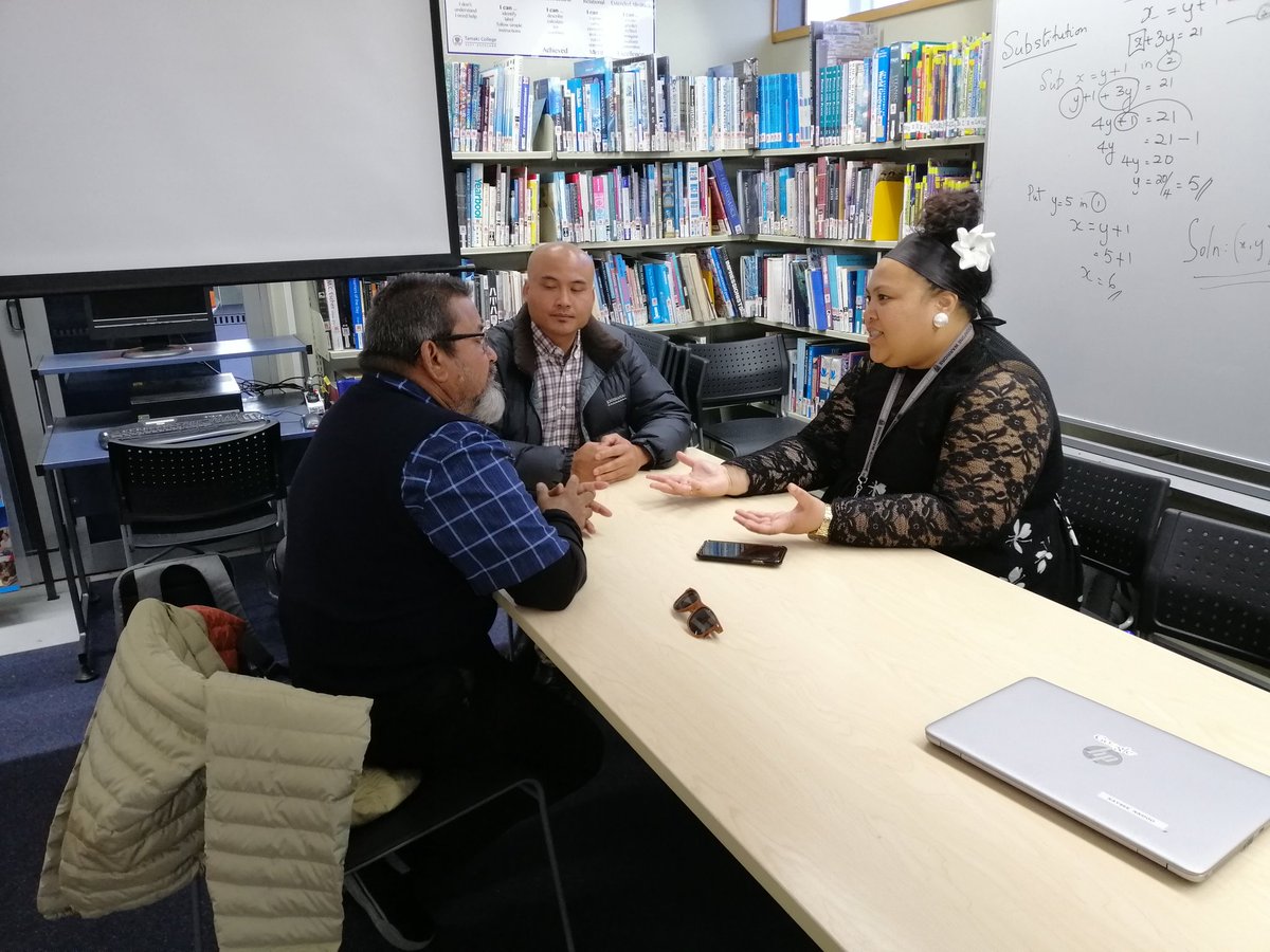 naomi_toland's tweet image. Great sharing session in our @clusternz meeting. Great takeaways getting connected with teachers across different schools! #learncreateshare #buzzinbrains @dorothyjburt @FionaGrant @MitSpark