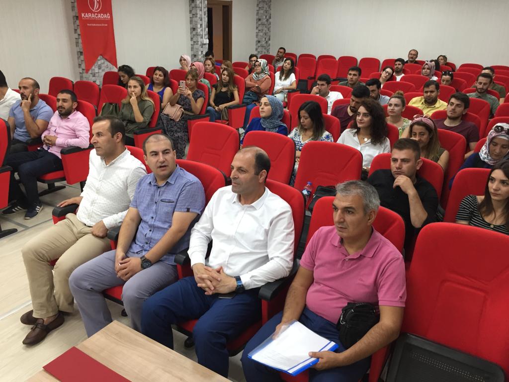urfaarena's tweet photo. Jülide Sönmez Viranşehir öğretmenlerine seminer verdi
https://t.co/epQt7N7PNr
#UrfaArena #ViranşehirMEM #Viranşehir
@TurgutMehdi https://t.co/Hkuzy011CL