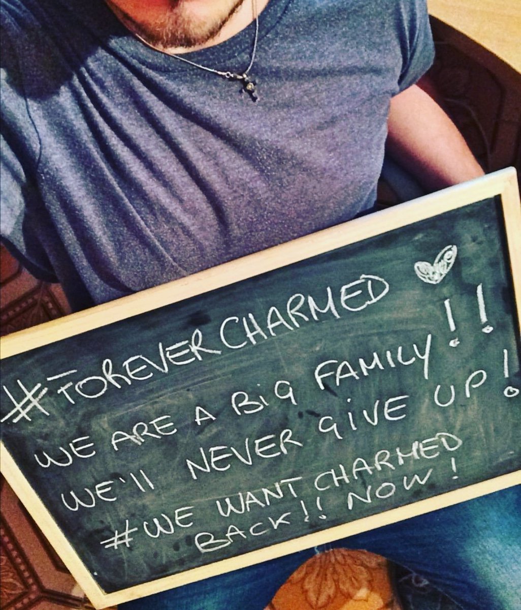 FaLangella95's tweet photo. Ripropongo.
#Streghe gode di un numero di fan strabiliante. Persone fedeli ad una serie fantastica e sopratutto incredibile a livello empatico.
#charmed #CharmedBack
Vogliamo buone nuove. Ne abbiamo bisogno, lo meritiamo! A nome di tutti i fan di STREGHE https://t.co/M8xBb9Vw2c