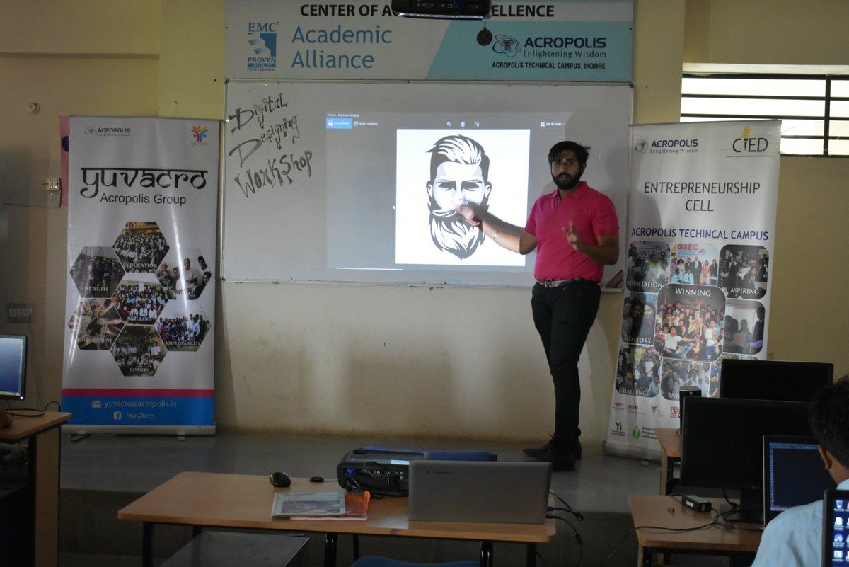 Cied_atc's tweet photo. Memories!!๐๐
#DigitalDesigningWorkshop2018
#CIED #design #Digicro #ecell #graphic #art #photoshop #inspiration #digital #logo #illustrator #animation #adobe #digitalillustration #designprocess https://t.co/gULKVYclT1