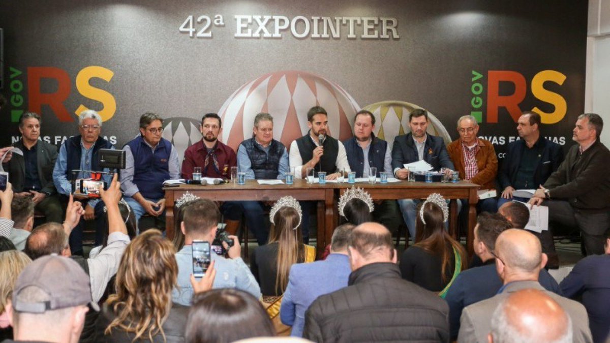 diariopopularRS's tweet photo. Vendas na feira crescem 17,37%

Balanço divulgado na tarde apontou aumento na comercialização geral da feira em relação ao ano passado.
Acesse https://t.co/JwPxfTwWnd

(Foto: Felipe Dalla Valle) #Expointer2019 https://t.co/eVoVnTXewF