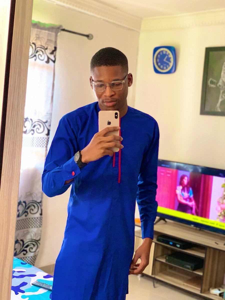 Mayowathefirst's tweet photo. Incase youโre looking for boyfriend, here is a snack ๐๐ and if youโre not retweet so my future girlfriend can see o ๐๐๐๐คฉ https://t.co/8oaErM27Q1