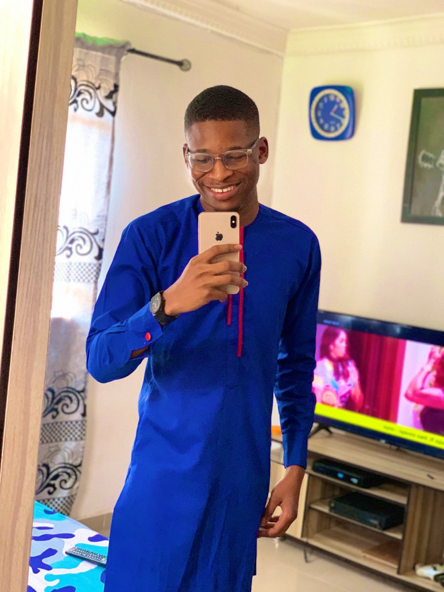 Mayowathefirst's tweet photo. Incase youโre looking for boyfriend, here is a snack ๐๐ and if youโre not retweet so my future girlfriend can see o ๐๐๐๐คฉ https://t.co/8oaErM27Q1