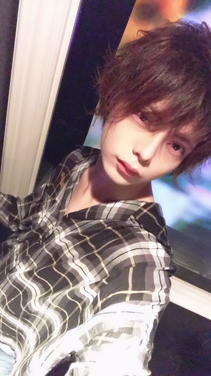 れいあ おはようございまち 今日久しぶりに体重測ったらライズ入る前から比べて4キロ痩せてました 特にダイエット的なものはしてないのになんでだろう このまま痩せてってイケメンになろーっと ということで本日も こういう店 Faterizeでお待ちし