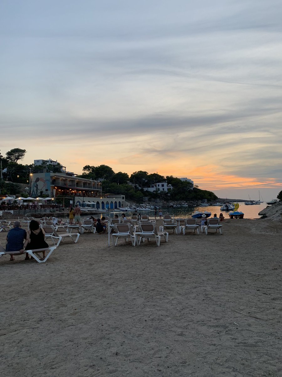 Dana Ruh (@danaruh) on Twitter photo 