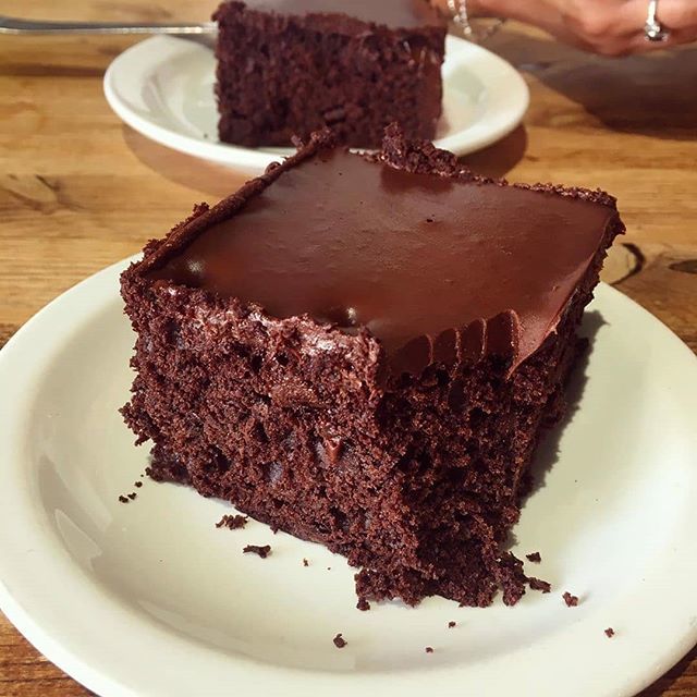 CafeThriveBomo's tweet photo. Now it's officially September, does that mean it's OK to start comfort eating... starting with our homemade chocolate cake?? #Repost @vegan_beth https://t.co/XS2pNSiNFl