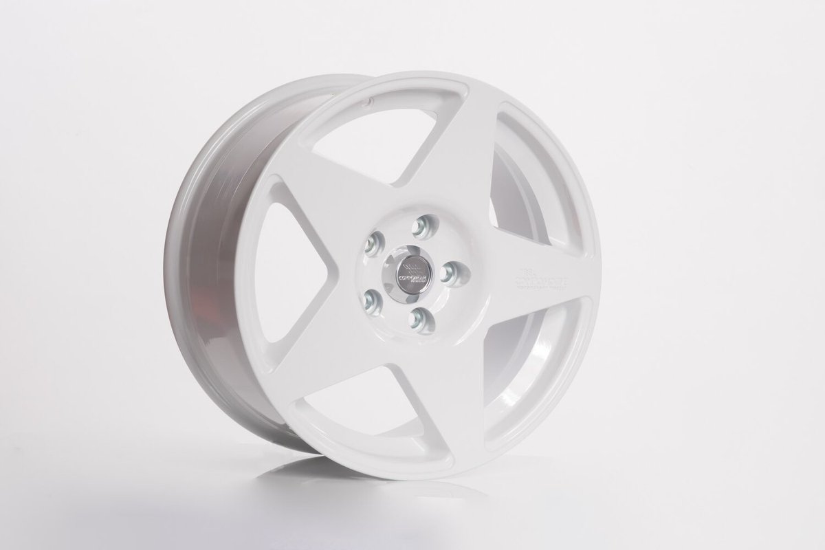 CompomotiveW's tweet photo. 8x17 MO5 in White. 
#Compomotive #CompomotiveWheels #MO5 https://t.co/AxWrDE4B4b