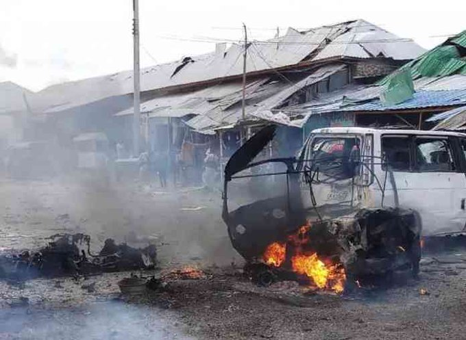 DalkaTV3's tweet photo. Car bomb explodes at Ex-control in #Mogadishu after it was stopped by security forces while trying to speed through #Somali police checkpoint. https://t.co/To9XgzjVFQ