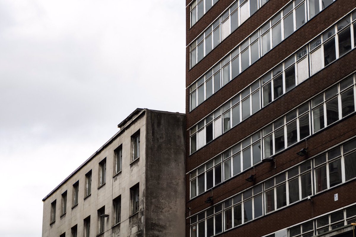 frantasdaddario's tweet image. liverpool&apos;s architecture;

// #frantasticmonday
@connorfranta //