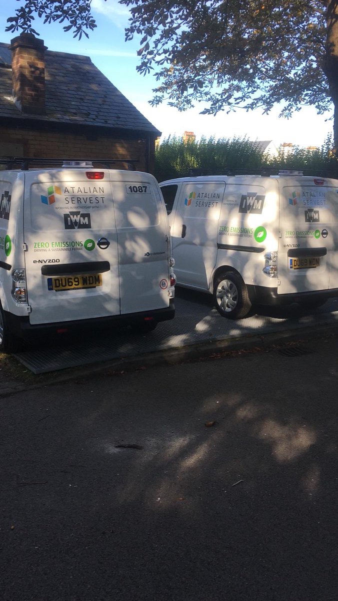 Mikefloyd10's tweet photo. Many thanks to the Technical services team who worked last weekend on the mobilisation of the Imperial War Museum. The new electric vehicles look great. https://t.co/uZq2SCYcYB