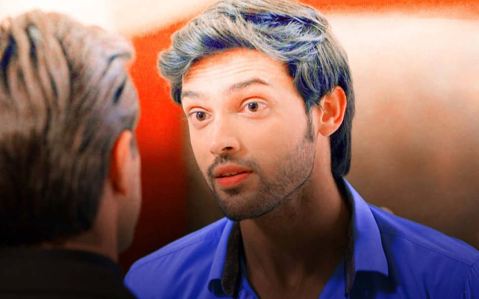 bestofparth's tweet photo. ❝rishtoon ki duhayi dekar bandhna chahte ho?❞ ||
Anurag Basu | Episode-248 https://t.co/ASQY9T2Mr2