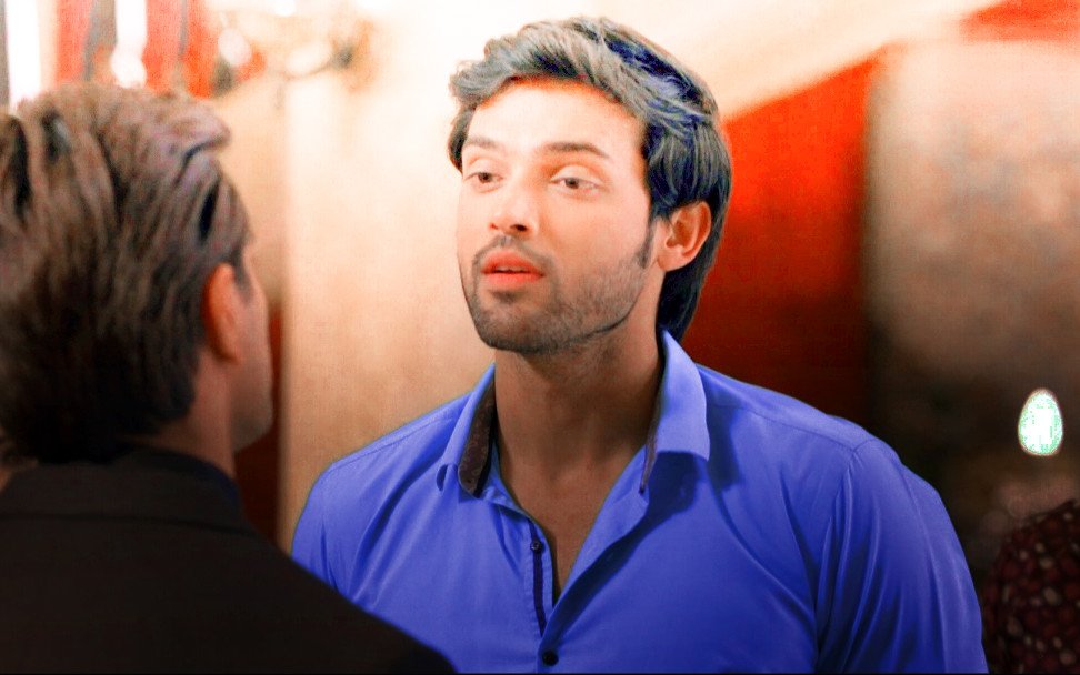 bestofparth's tweet photo. ❝rishtoon ki duhayi dekar bandhna chahte ho?❞ ||
Anurag Basu | Episode-248 https://t.co/ASQY9T2Mr2