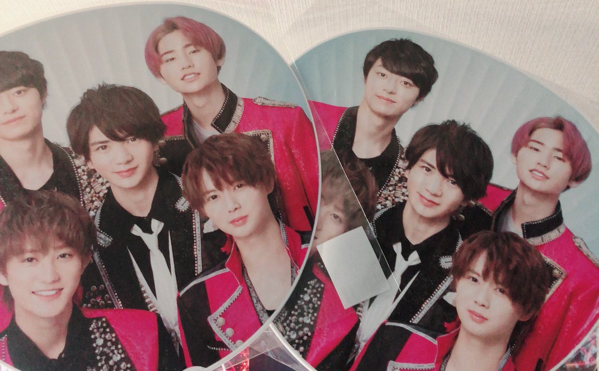 Heart__1627's tweet photo. 買い取ってくださる方探してます。

【譲】HiHi Jets クリエ 団扇

【求】定価＋代行費

9/7 渋谷又は原宿で手渡し
別日又は神奈川県内 都内手渡し

#HiHiJets譲 #クリエグッズ 
#団扇譲 #クリエ https://t.co/DYLB56jlJ1