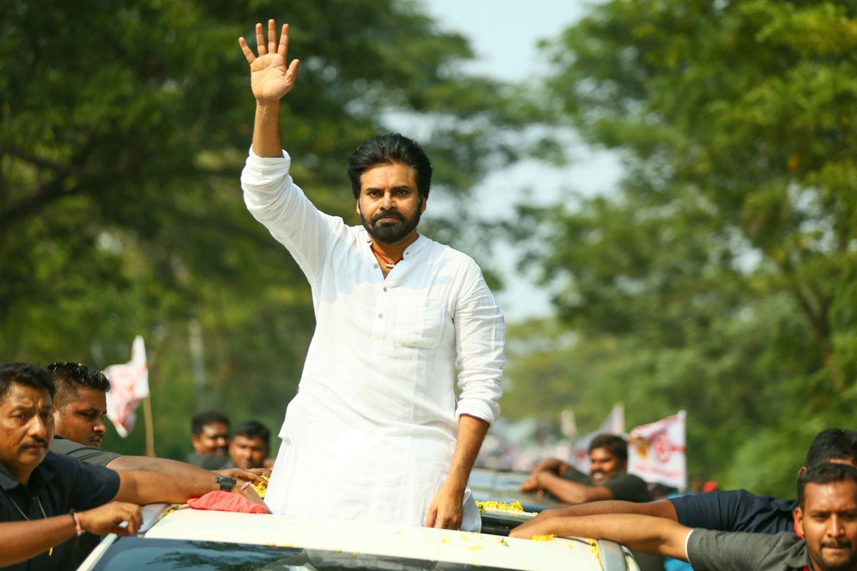 Murali_Dav's tweet photo. Wishing our beloved Janasenani @PawanKalyan garu a very happy birth day.

Let’s continue our mission of nation building through Janasena.

#HappyBirthdayPawanKalyan https://t.co/AK0FeKruWL