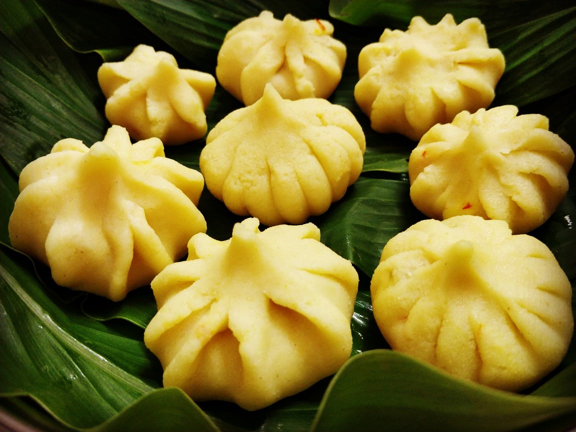 khadadboki's tweet photo. #modak #bappa2019 #khadad https://t.co/uSvmInVb1Q