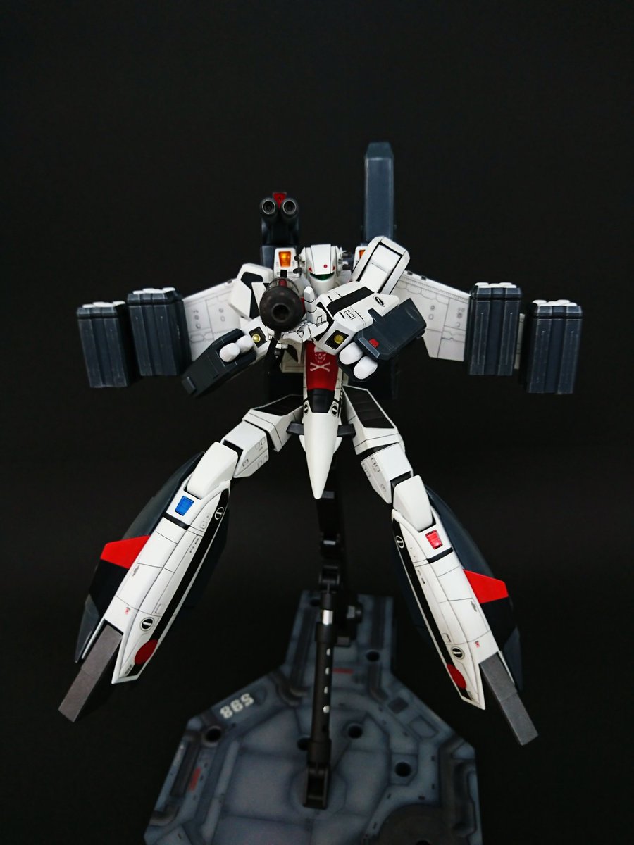 Twitter पर Hide 1 72 Vf 1s ストライク バルキリー ハセガワ製 バルキリーとファイターの ニコイチです